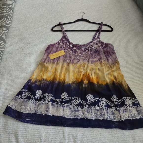 SHIVA Tie-dyed Summer Top - Picture 2 of 8